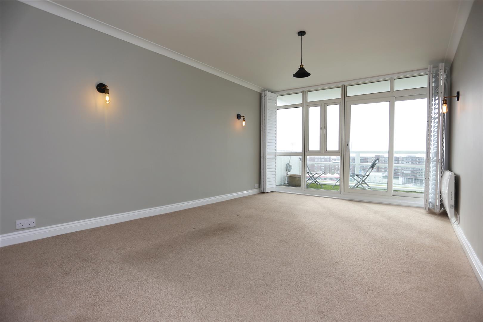 Flat Cromwell Road in Portslade by Sea