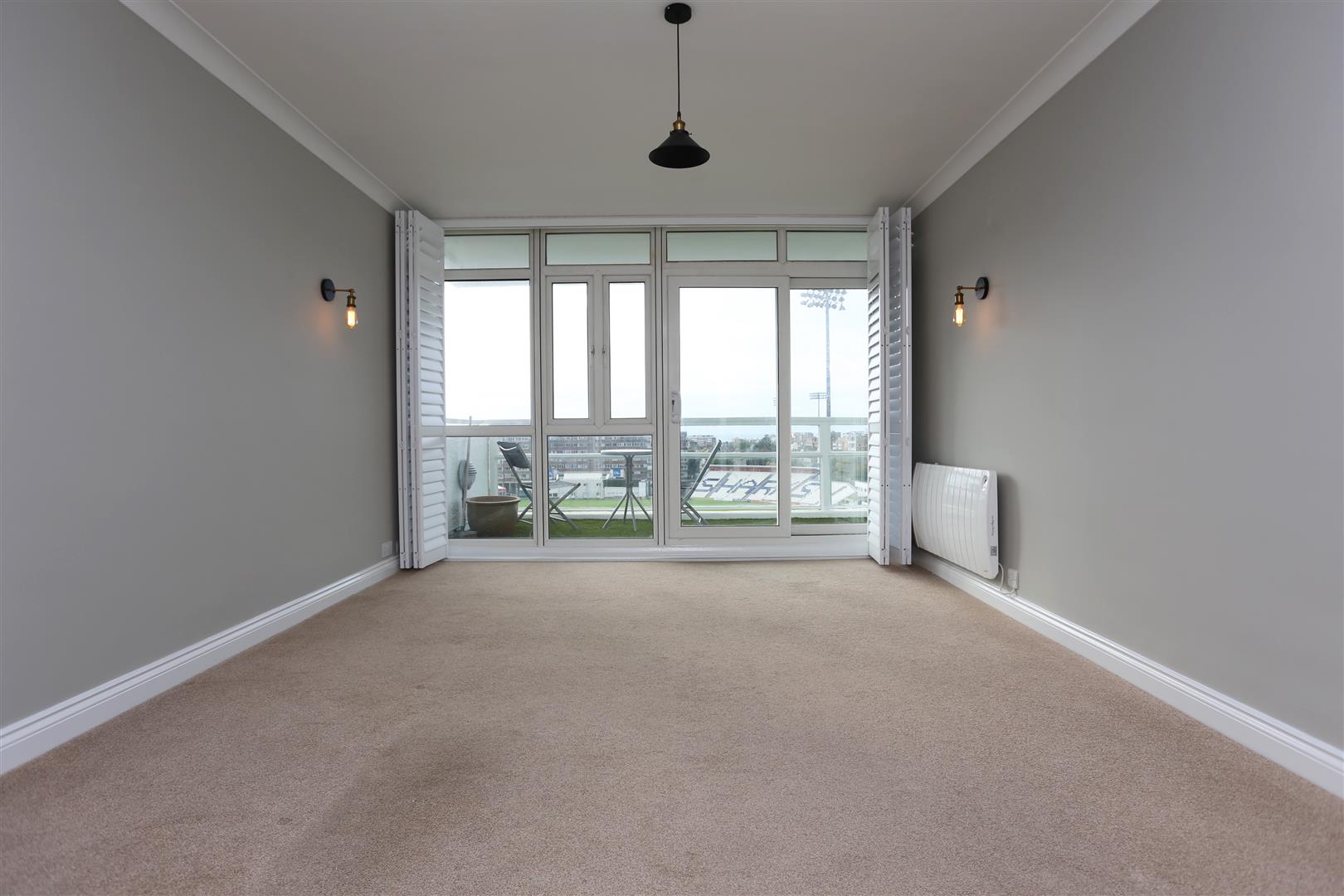 Flat Cromwell Road in Portslade by Sea