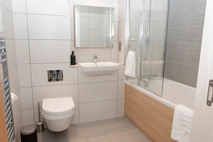 Flat Clyston Street in Greater London