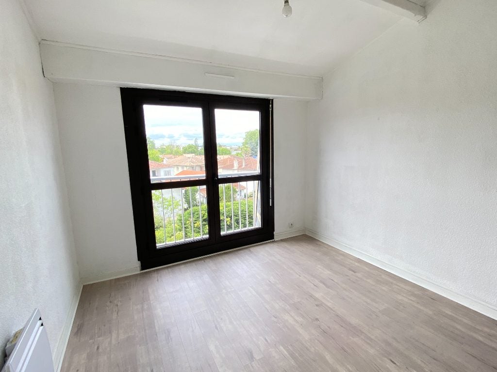 Chambre Rue Armand Leroi à Talence