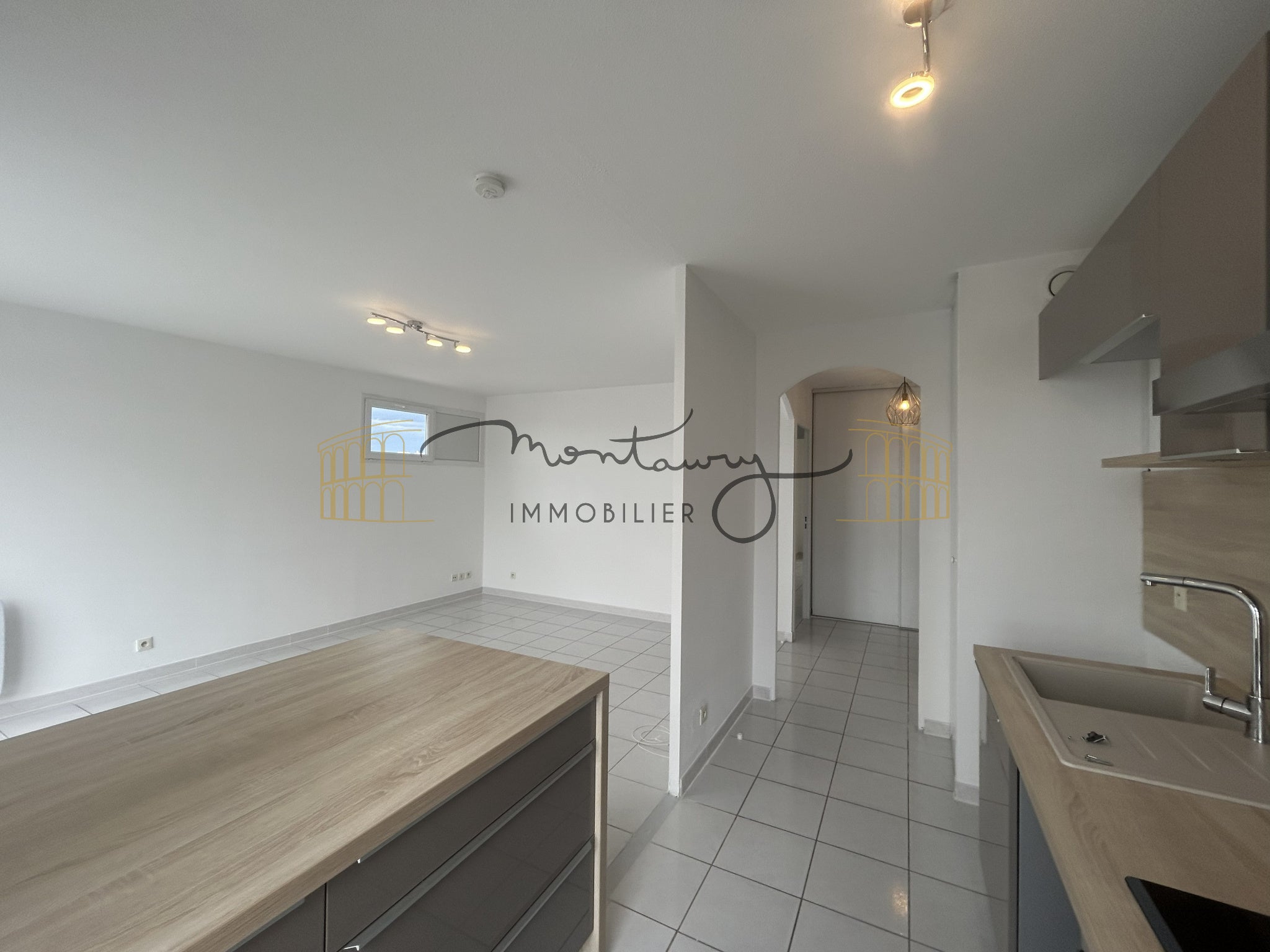 Appartement Chemin du Mas de Vignolles à Nîmes