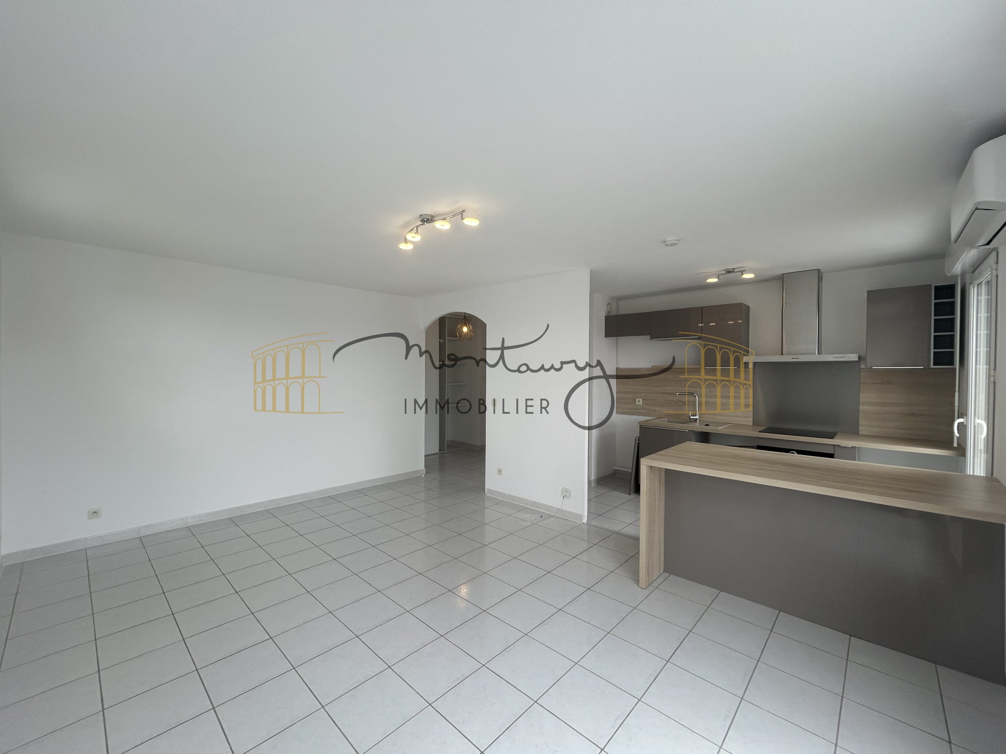 Appartement Chemin du Mas de Vignolles à Nîmes