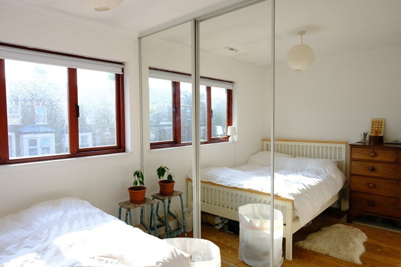 Room Arragon Road in Greater London