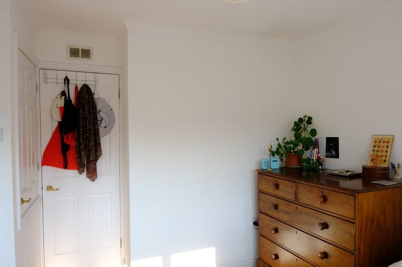 Room Arragon Road in Greater London