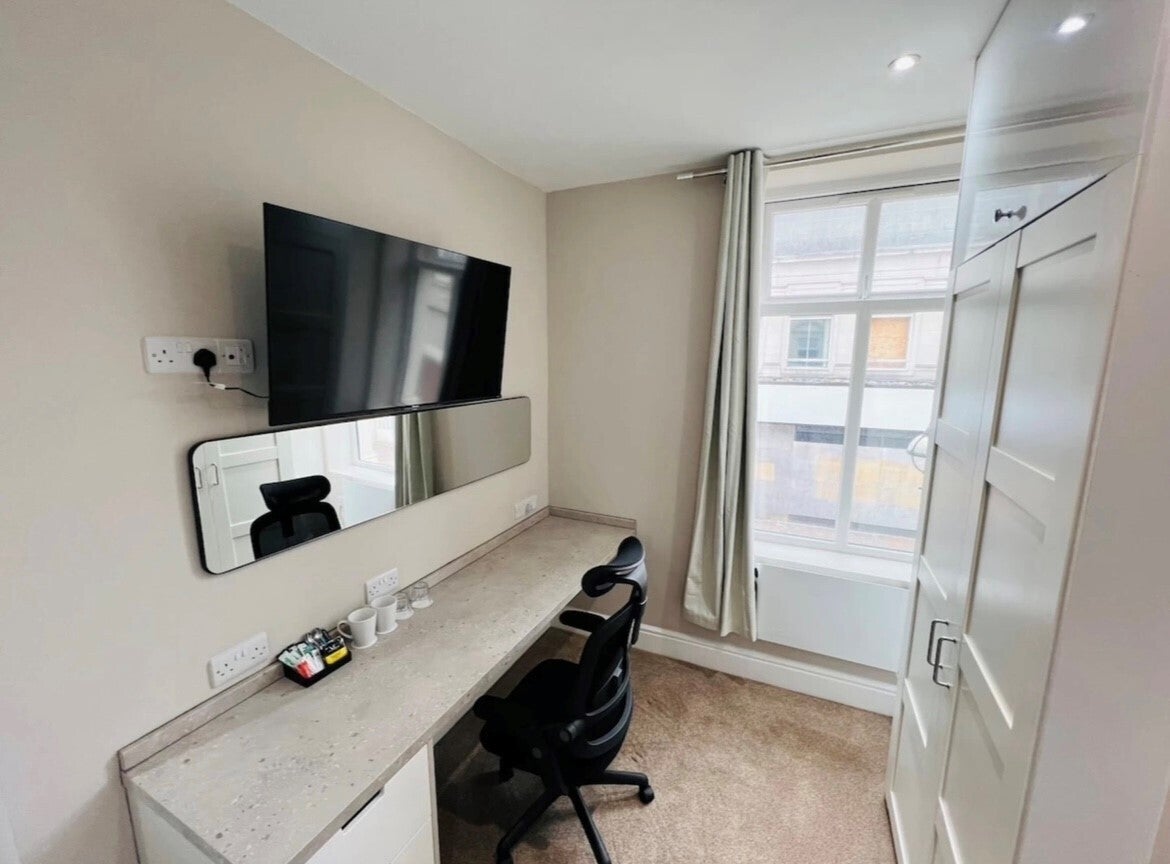 Room Stafford Street in Stafford