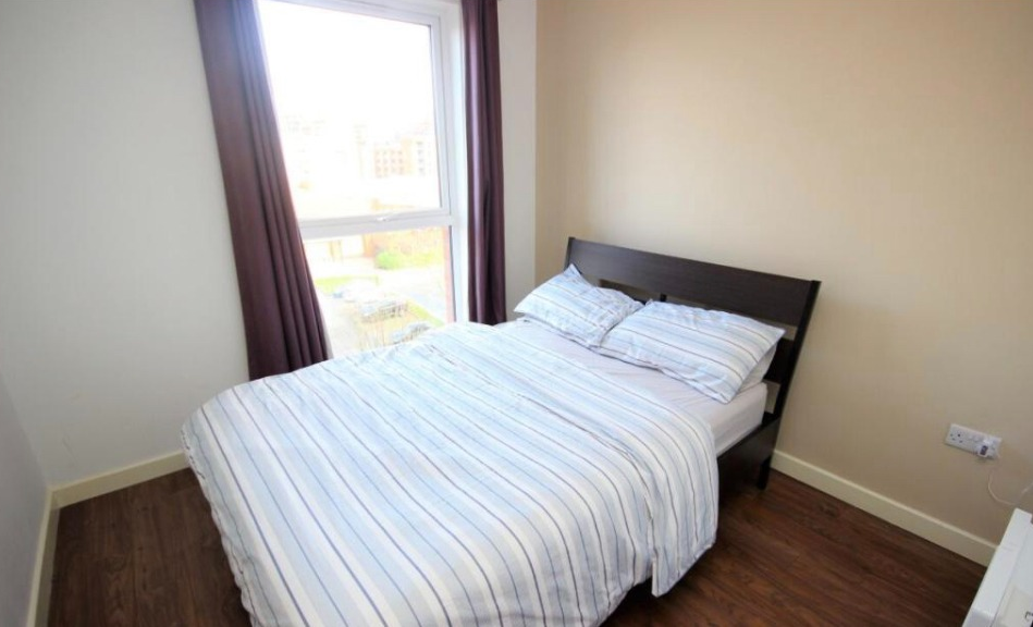 Flat Sillavan Way in Salford