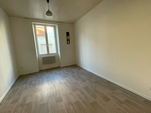 Appartement Rue Saint-Clementin à Civray