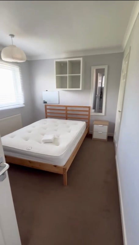 Room Pool Street in Newcastle-under-Lyme