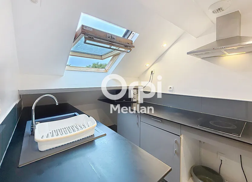 Flat Rue Gambetta in Meulan-en-Yvelines