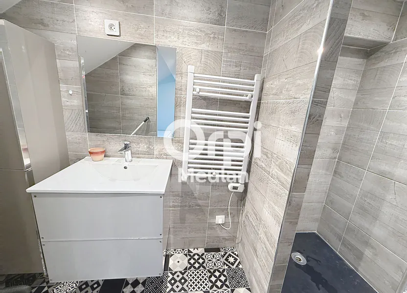 Flat Rue Gambetta in Meulan-en-Yvelines