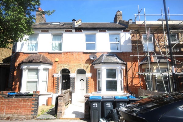 House Belmont Road in London