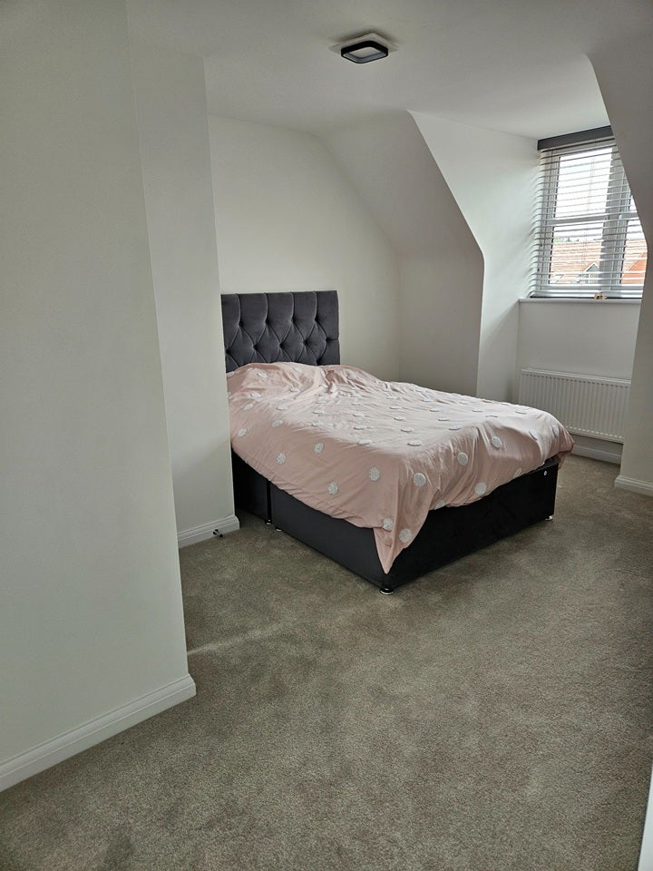 Room Lilac Way in Moulton