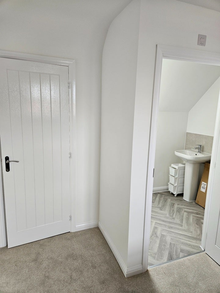 Room Lilac Way in Moulton