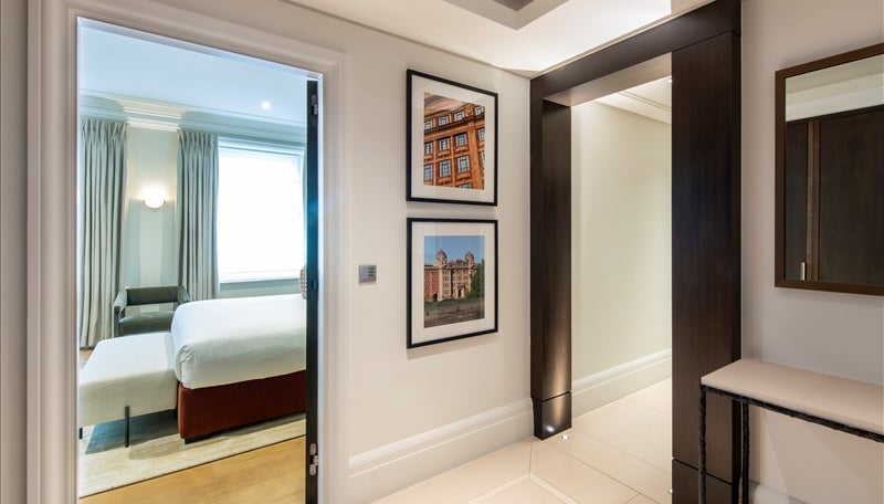 Flat Duke Street in City of Westminster