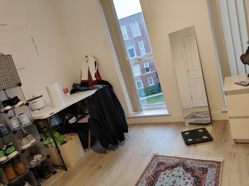 Room Hengrove Way in Bristol