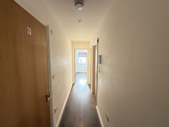Flat Market Street in Watford