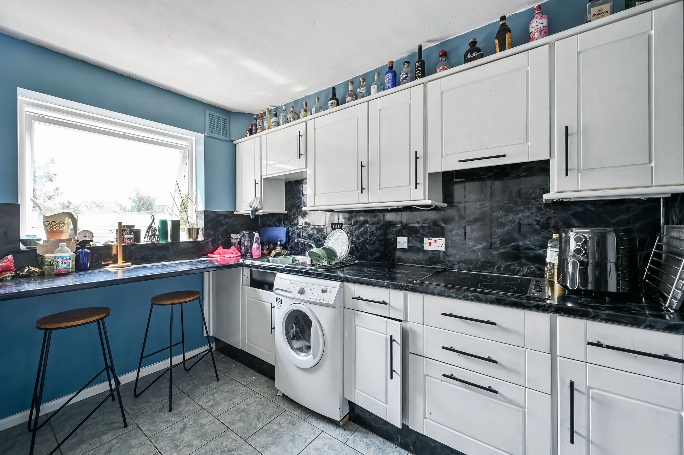 Flat Hervey Road in Greater London