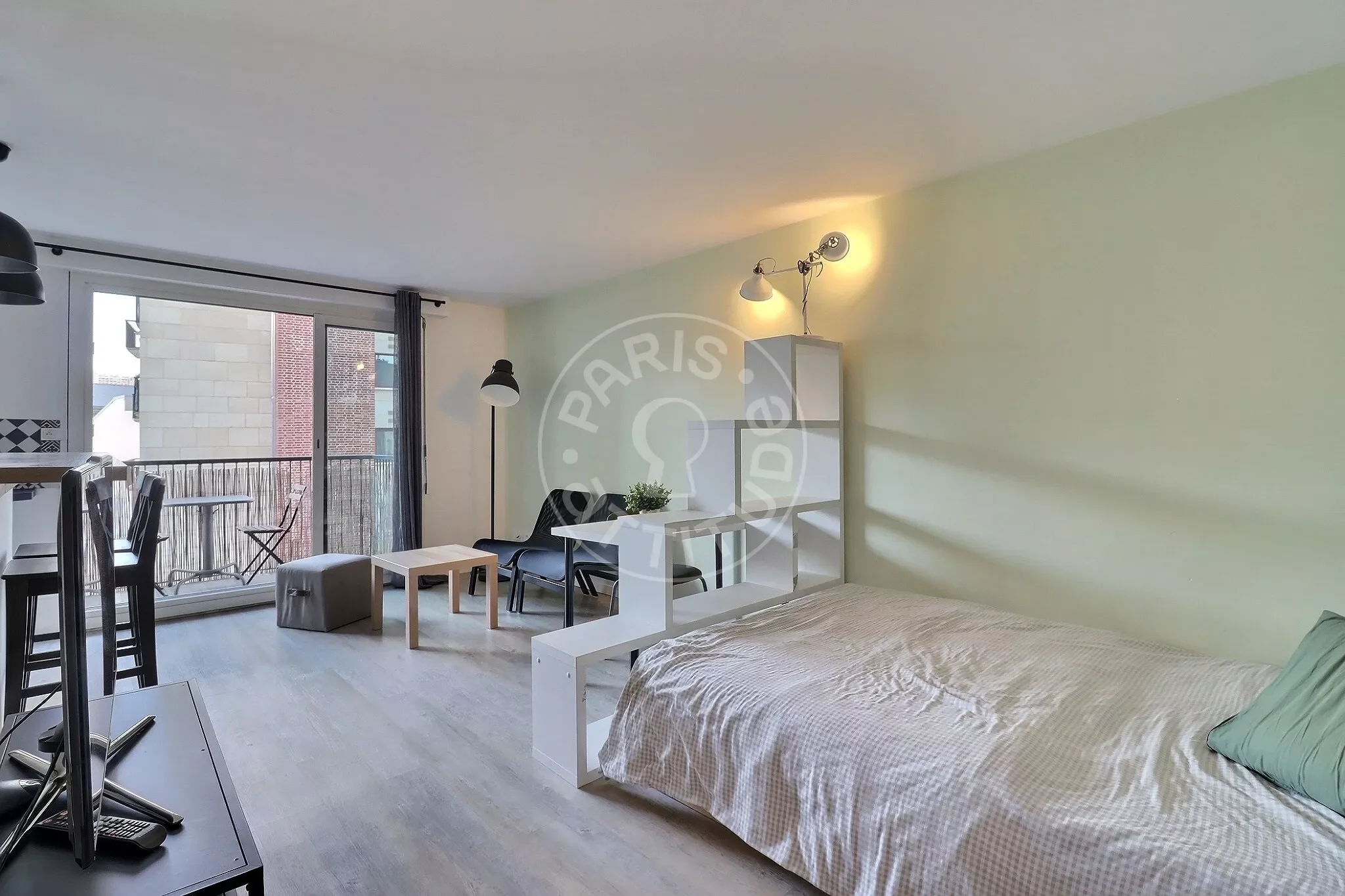 Flat Rue de la Croix Nivert in Paris