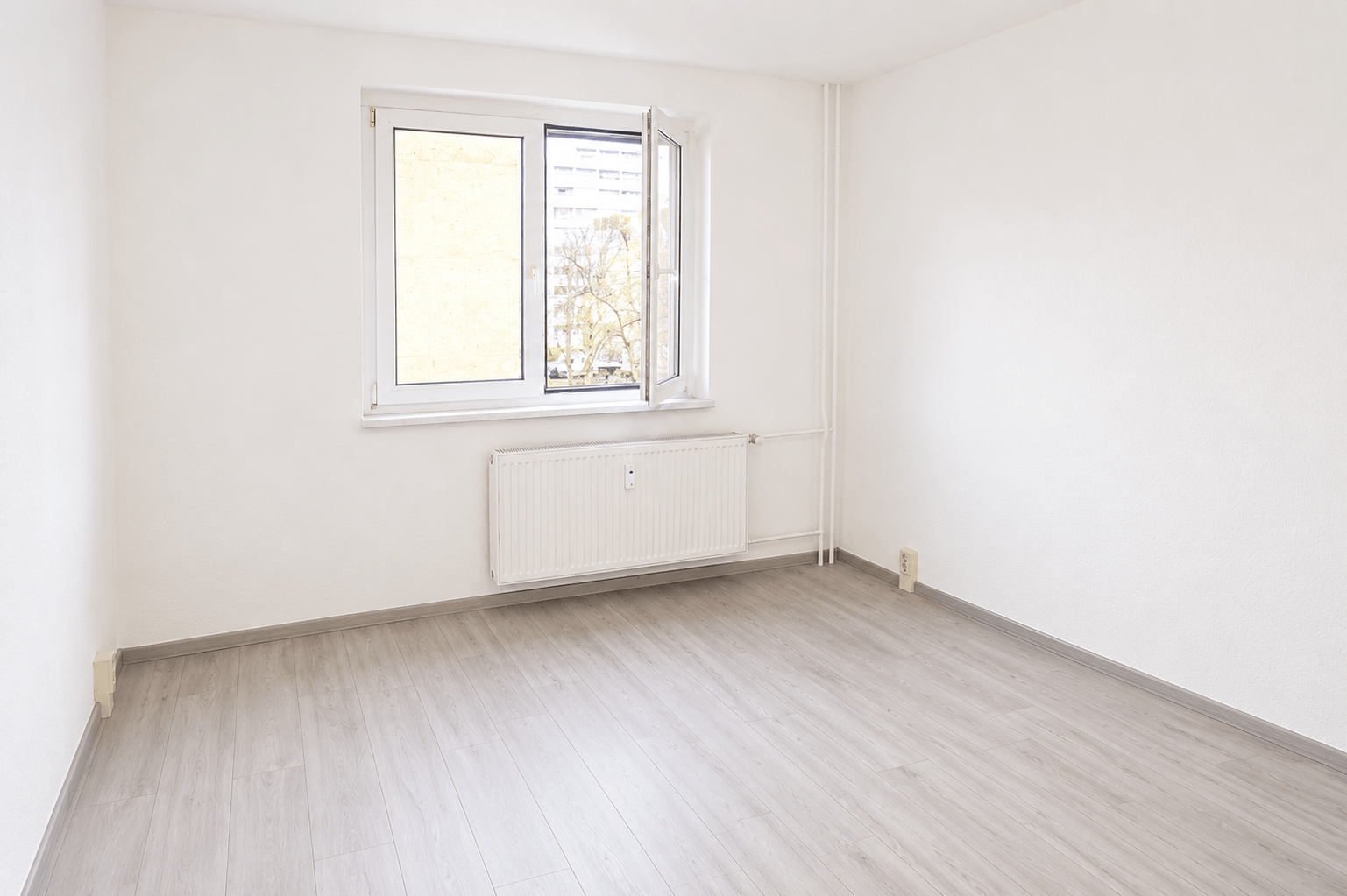 Wohnung Dequeder Straße in Magdeburg