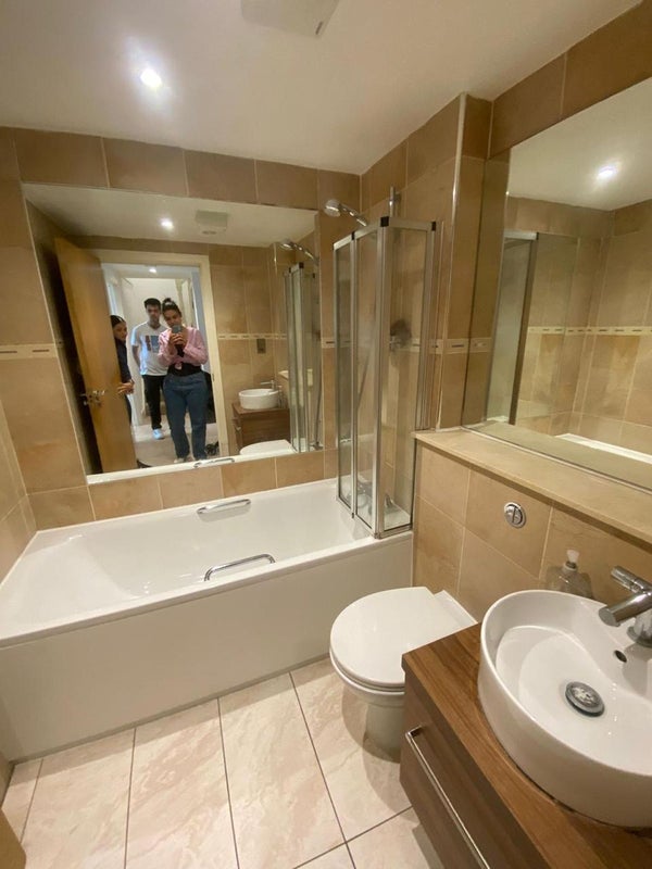 Room Uxbridge Road in Greater London