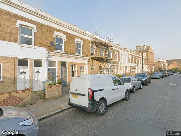 Flat Upland Road in Greater London