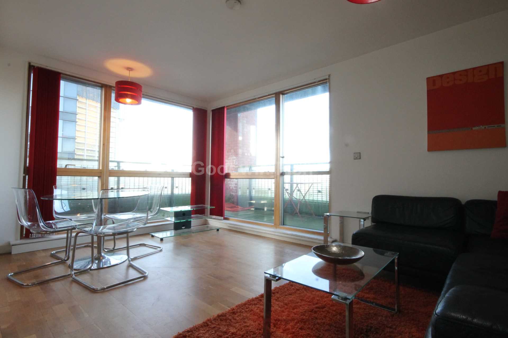 Flat Mirabel Street in Manchester