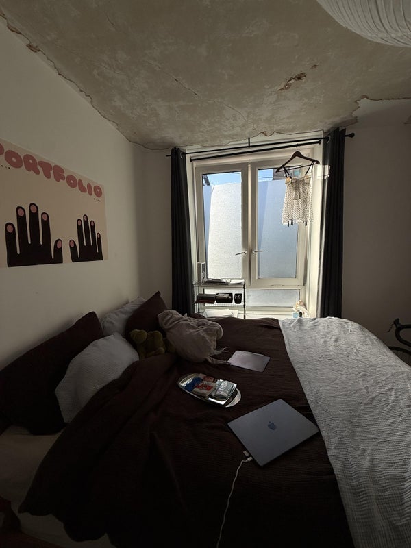 Room Bagshot Street in Greater London