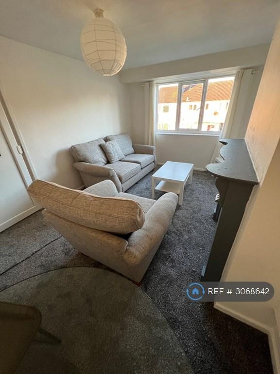 Flat Farringdon Crescent in Preston
