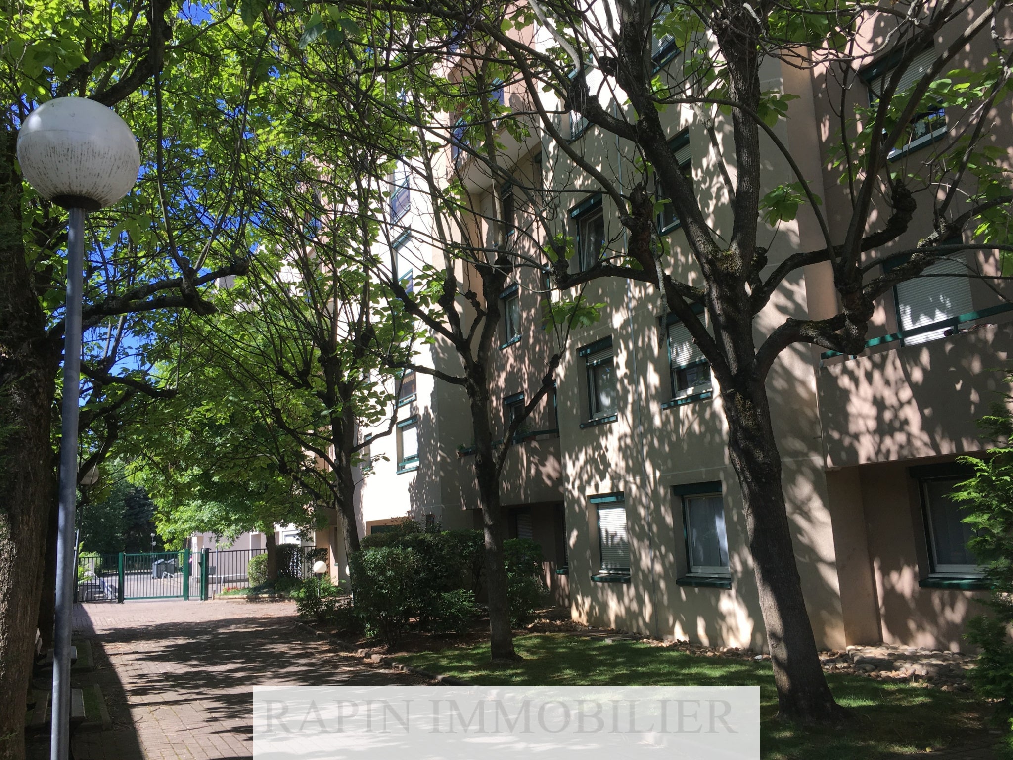 Flat Rue Dedieu in Villeurbanne
