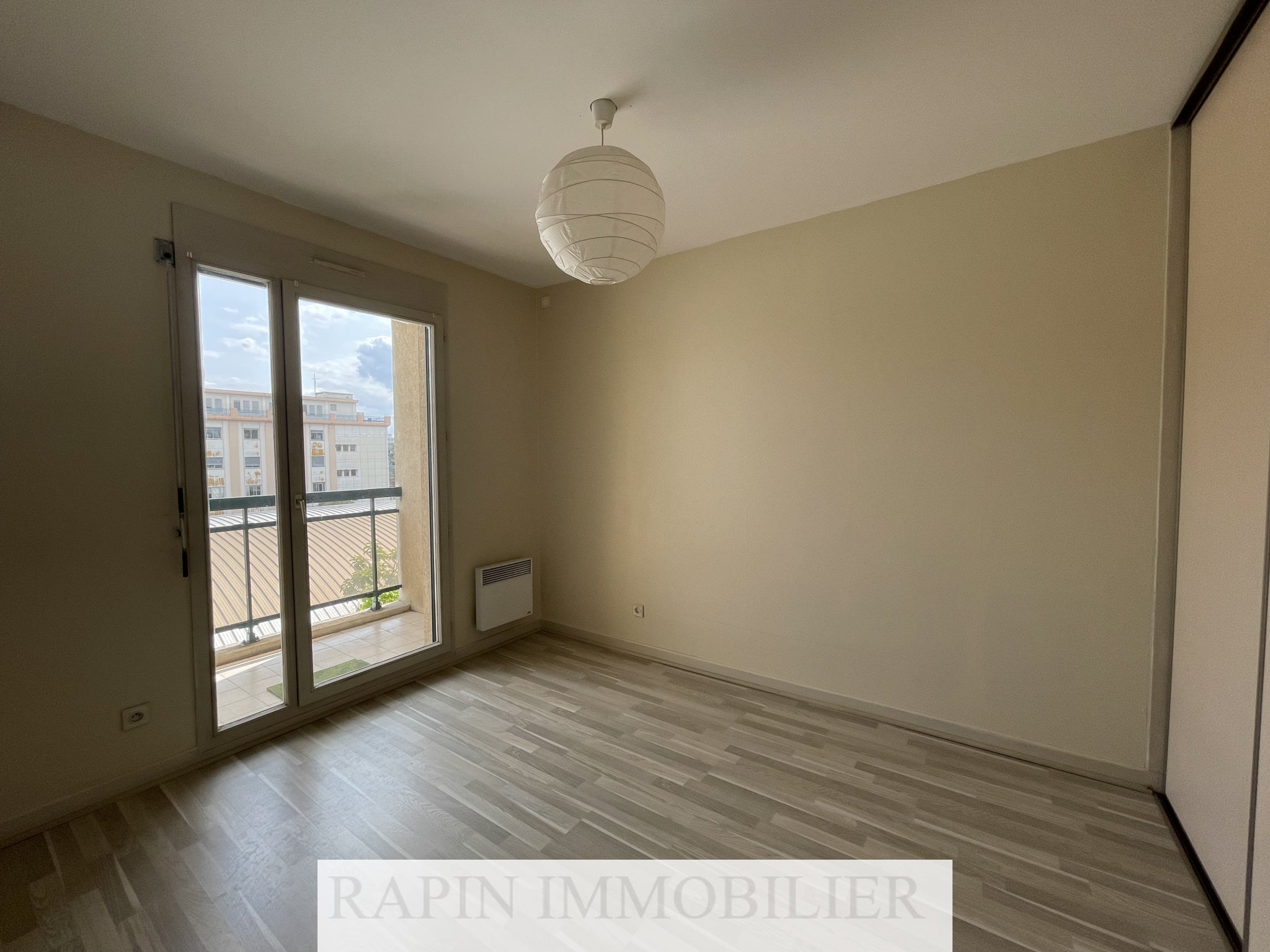 Flat Rue Dedieu in Villeurbanne