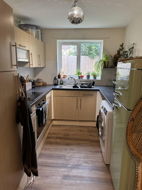 Room Filton Road in Bristol