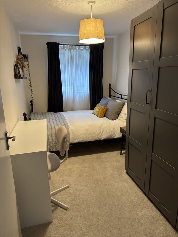 Flat Filton Road in Bristol