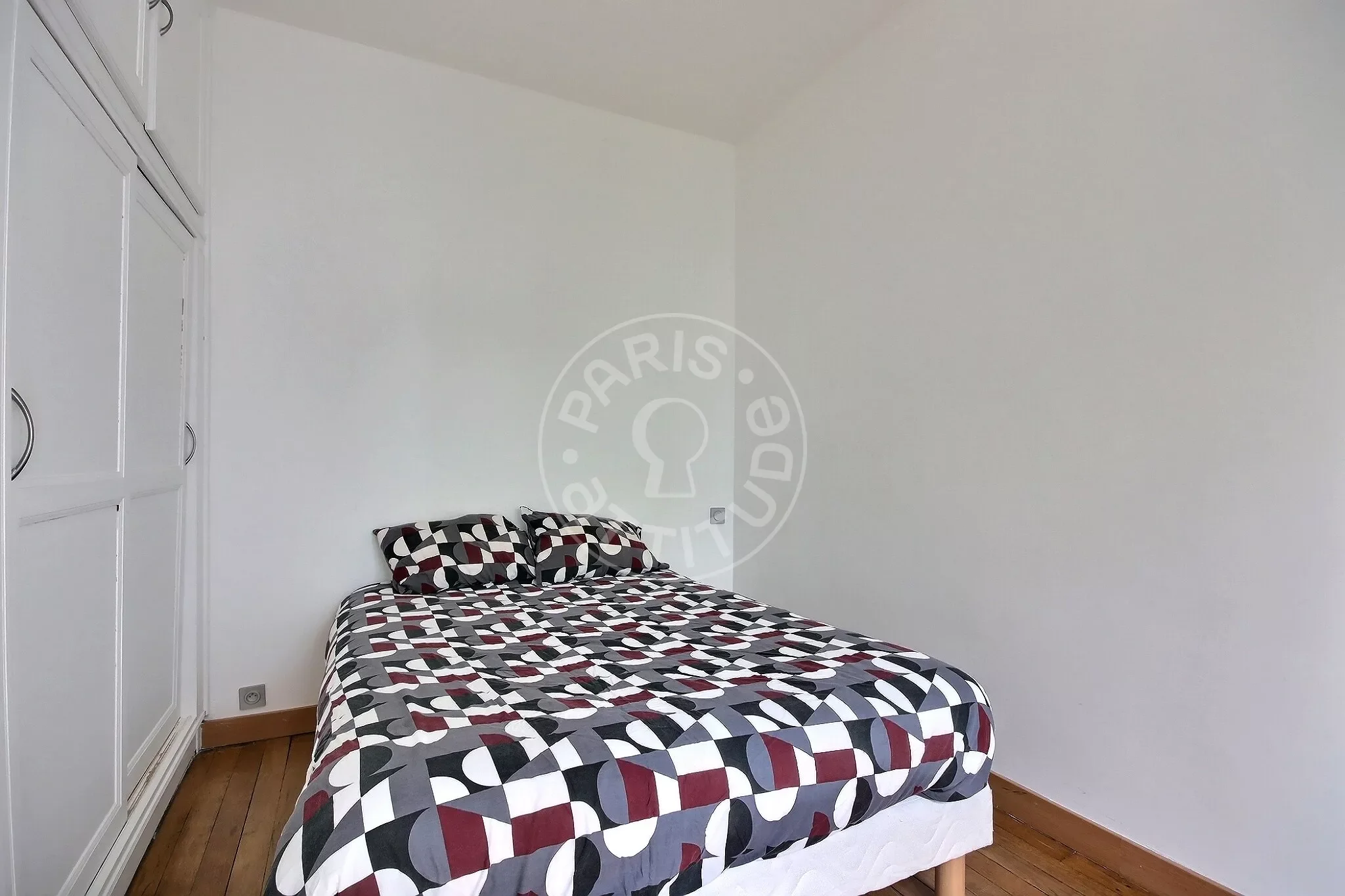 Appartement Rue d'Orsel à Paris