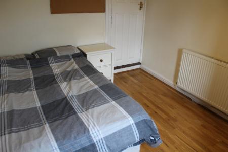 Room Sealand Road in Chester
