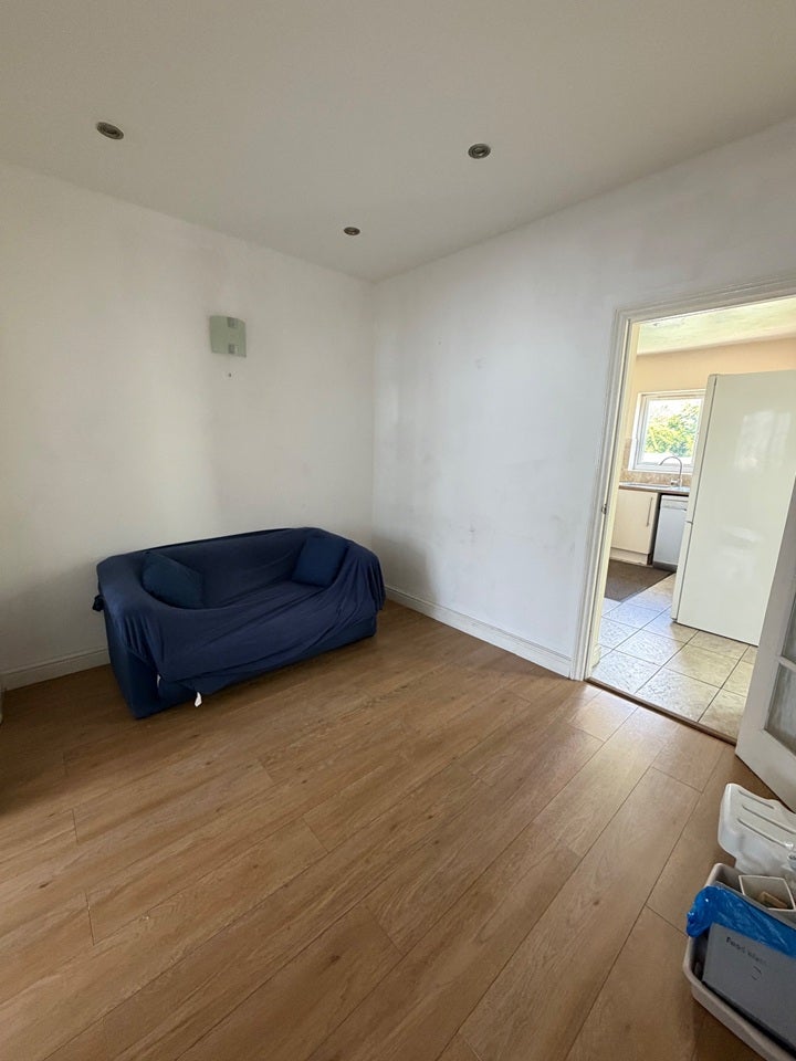 House Coombewood Drive in Greater London
