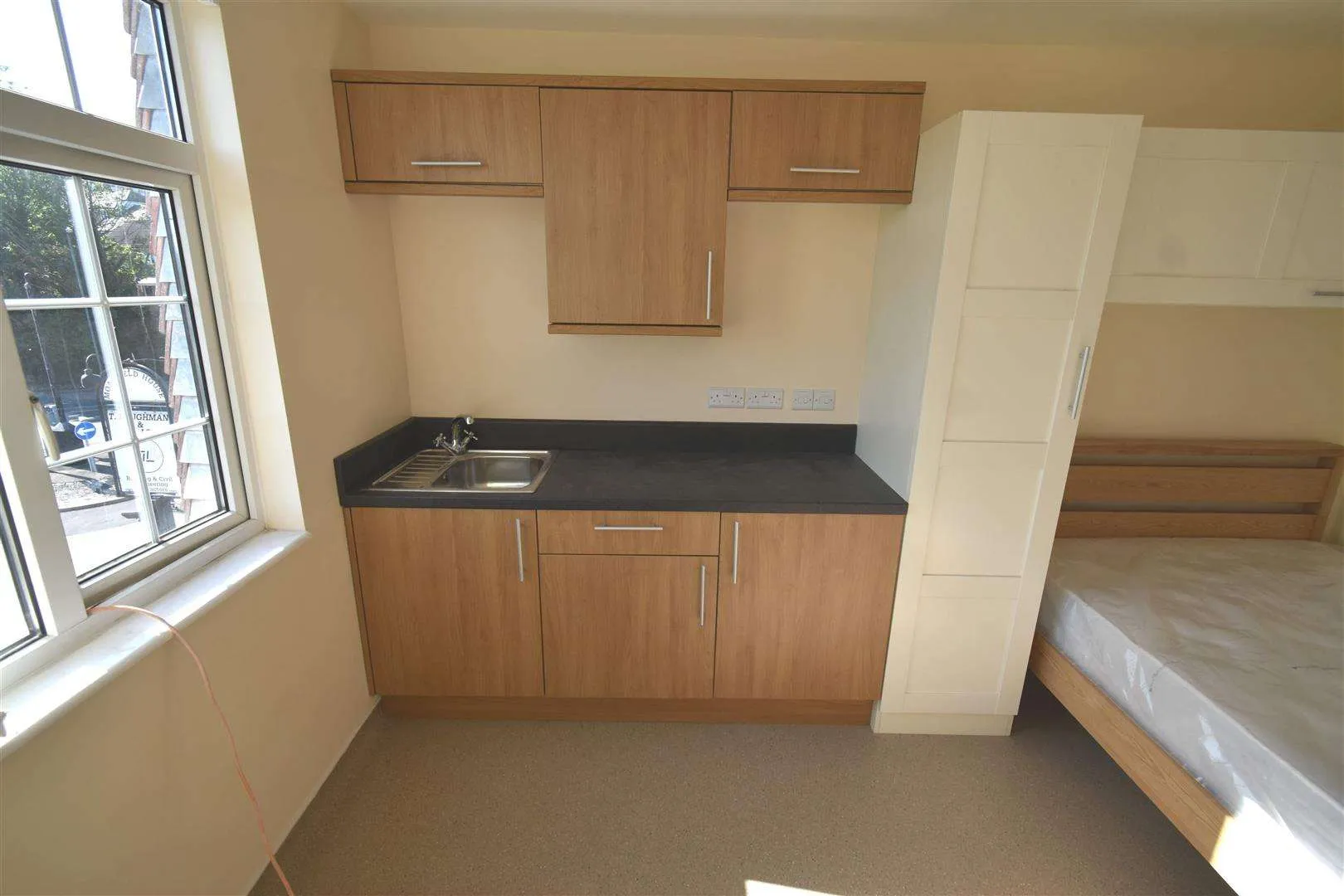 Flat Heath Street in Dartford