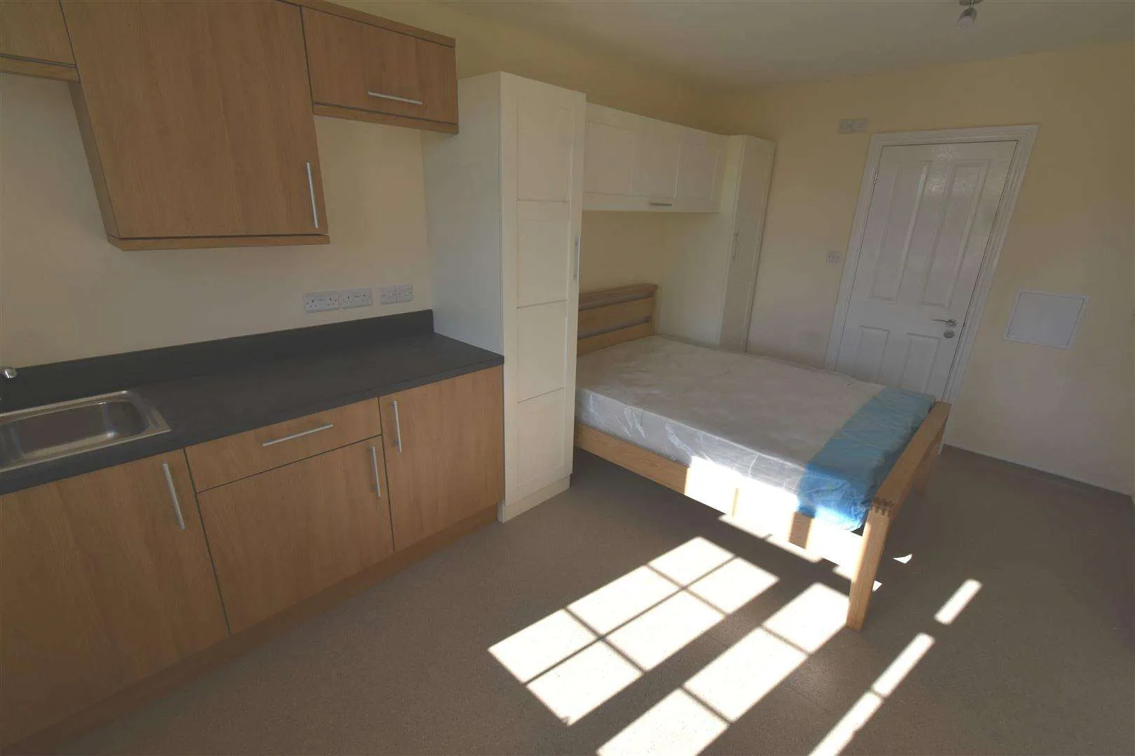 Flat Heath Street in Dartford
