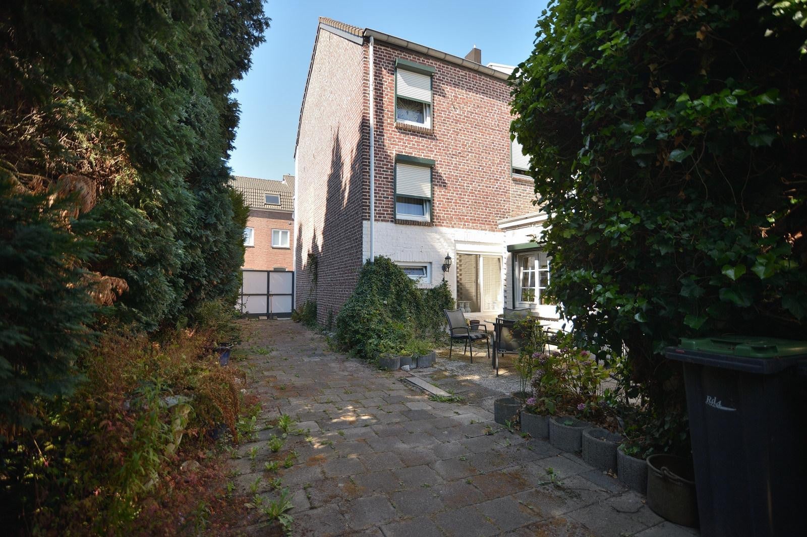 Twee-onder-één-kap te koop: Ruitersstraat 22, Landgraaf