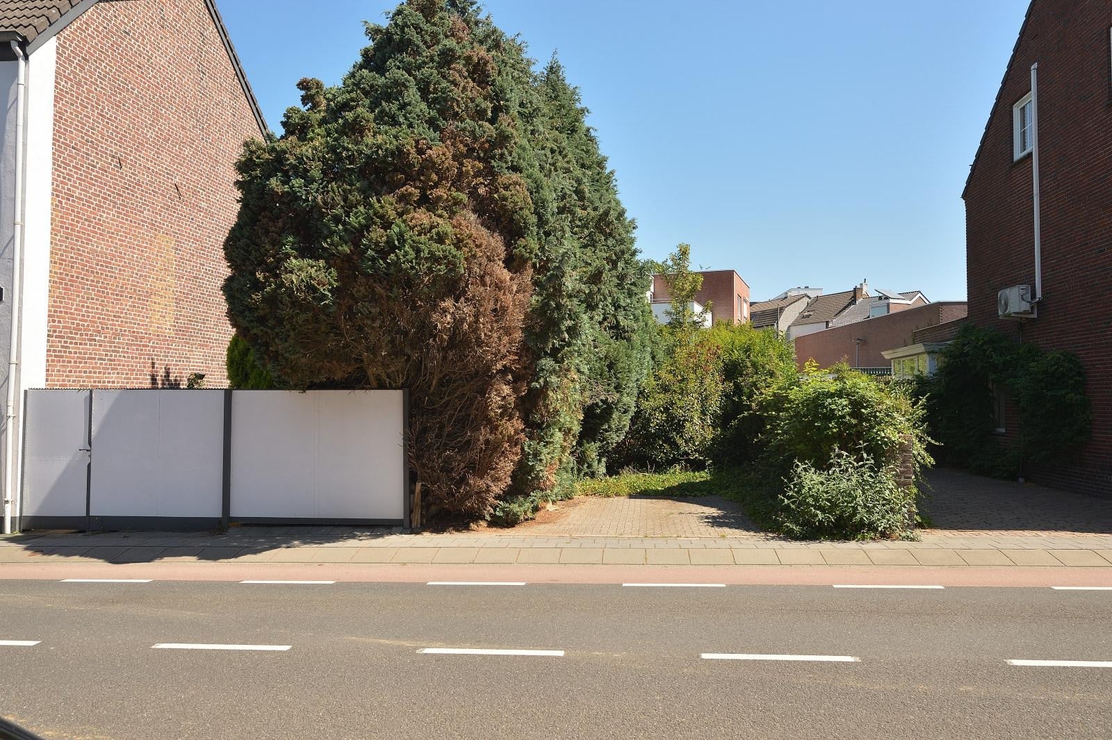 Twee-onder-één-kap te koop: Ruitersstraat 22, Landgraaf