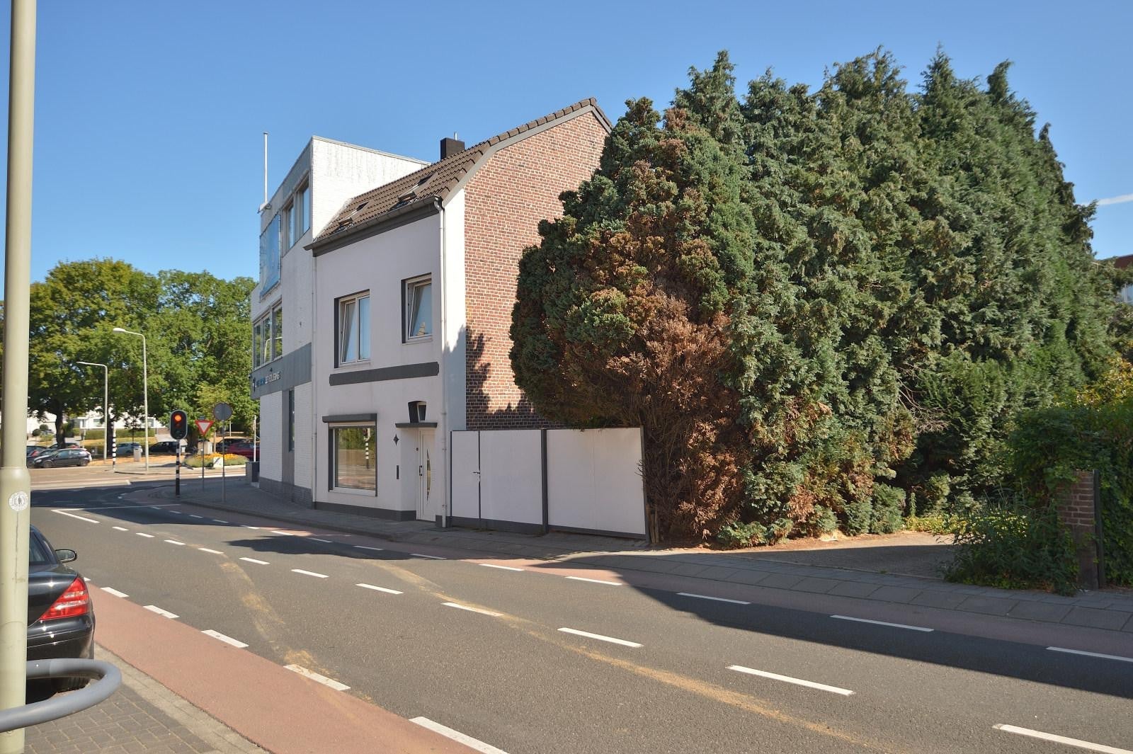 Twee-onder-één-kap te koop: Ruitersstraat 22, Landgraaf