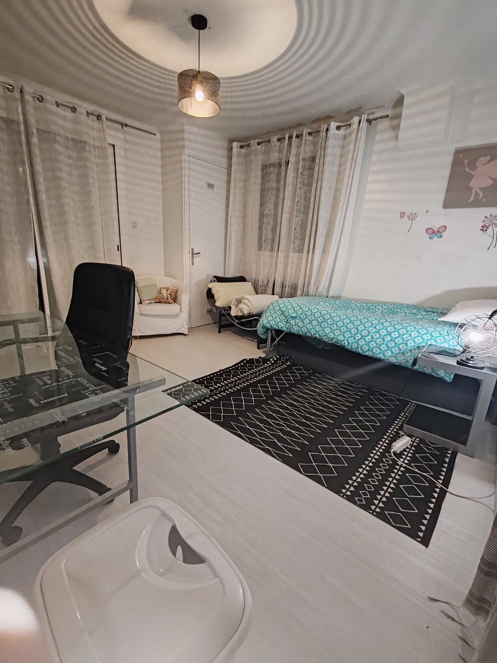 Room Rue Sabine Zlatin in Villeurbanne