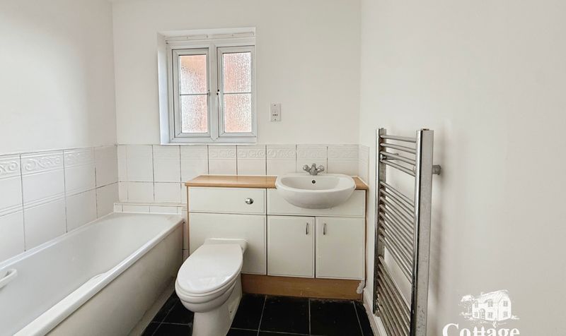 Flat Bromley Close in Harlow