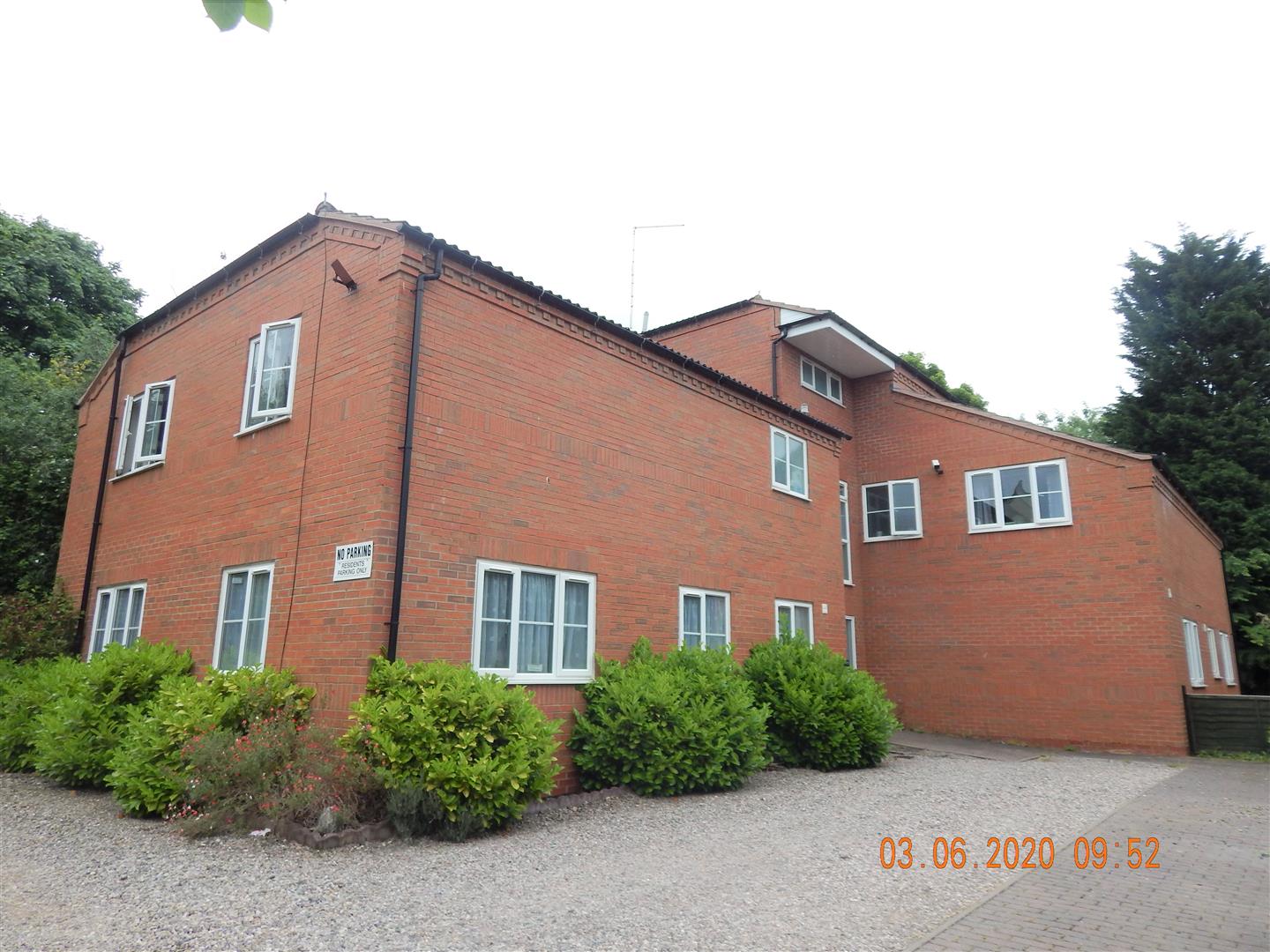 Flat Winforton Close in Redditch