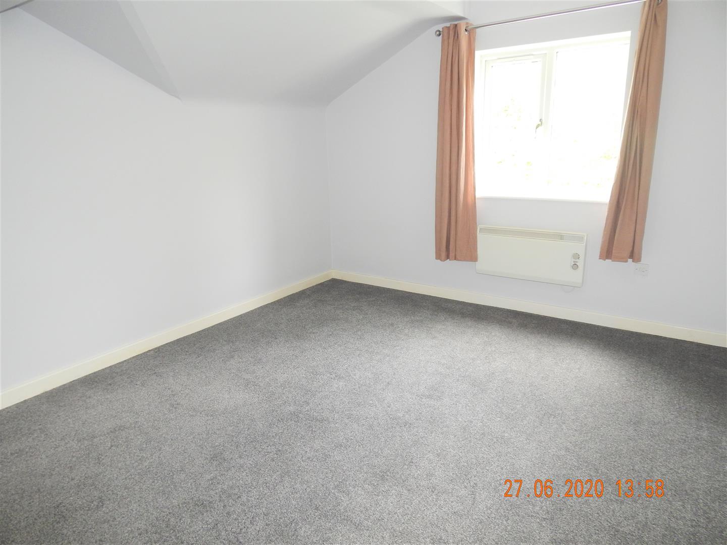 Flat Winforton Close in Redditch