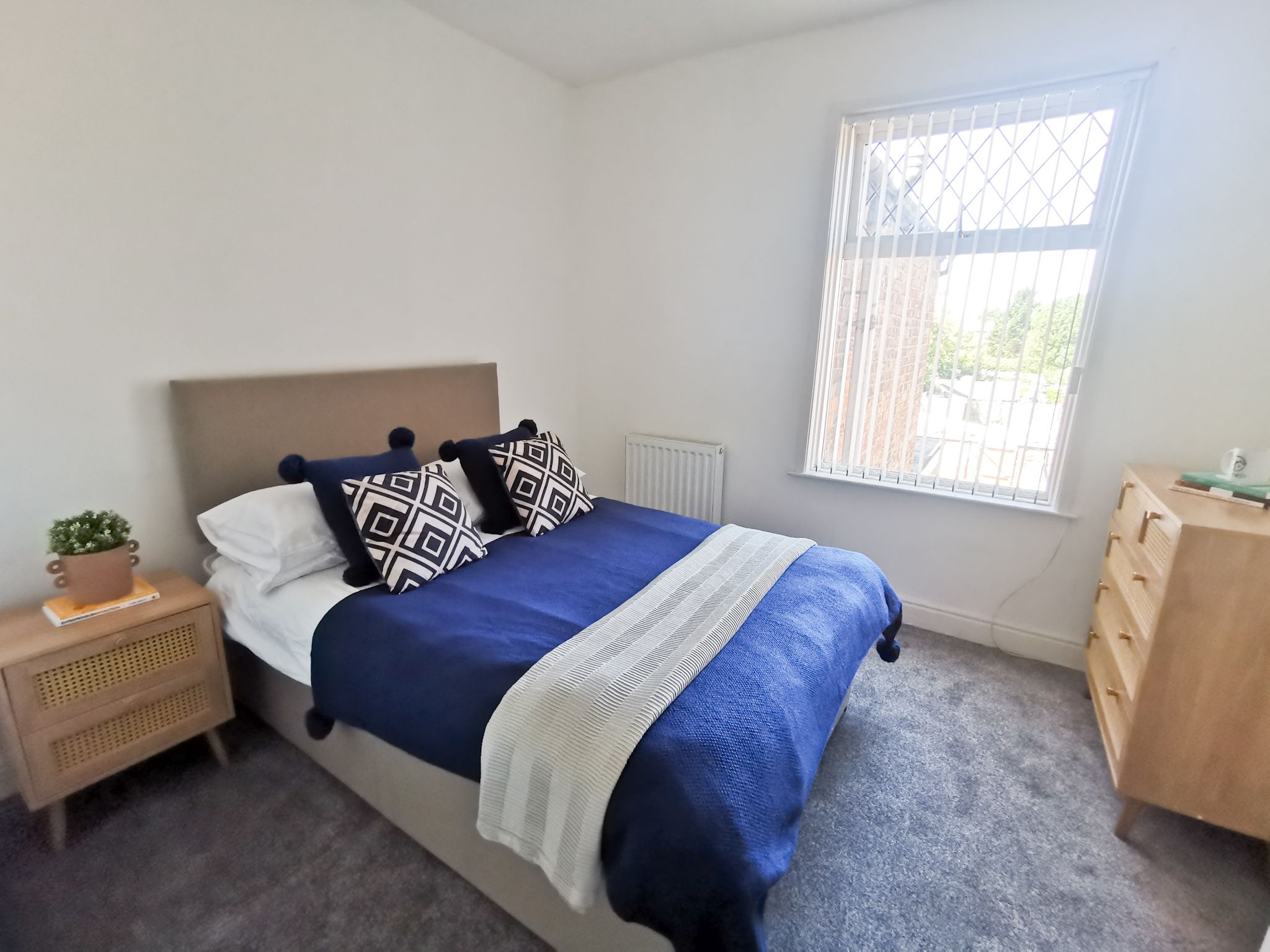 Room Goulden Street in Crewe