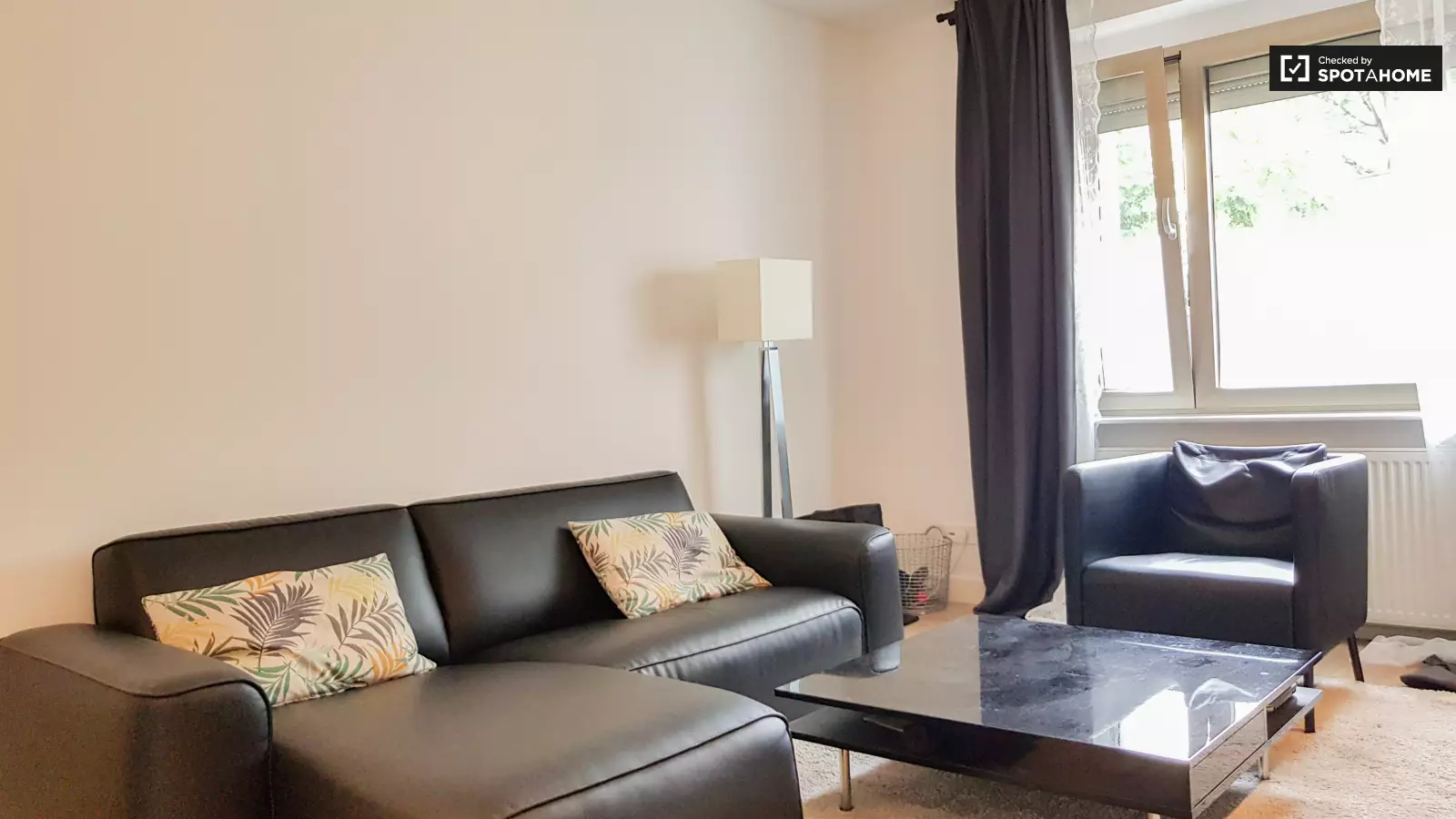 Wohnung Wittelsbacherstraße in Berlin