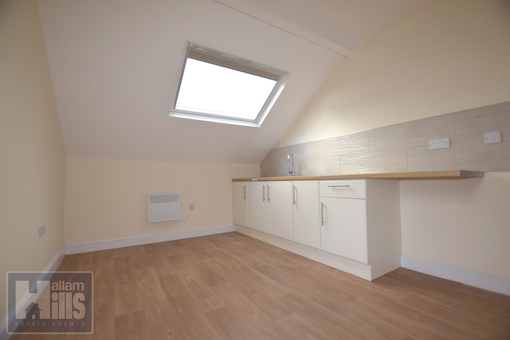 Flat Hillsborough Place in Sheffield