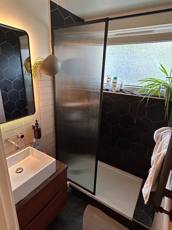 Room Portbury Close in Greater London