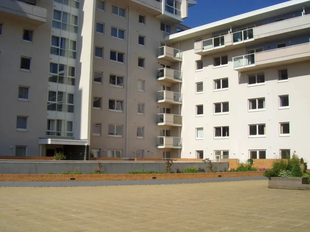 Flat Overstone Court in Cardiff