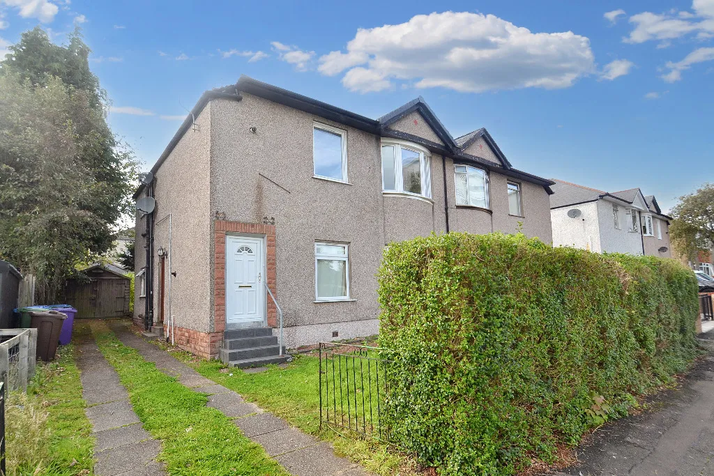 Flat Tannadice Avenue in Glasgow